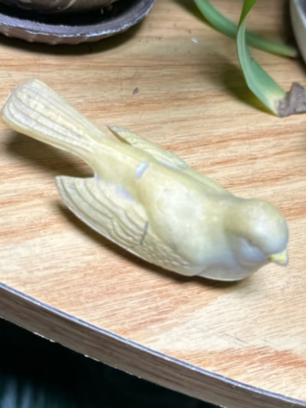Vintage Heavy Glass Canary Bird Figurine Home Decor - Picture 3 of 3